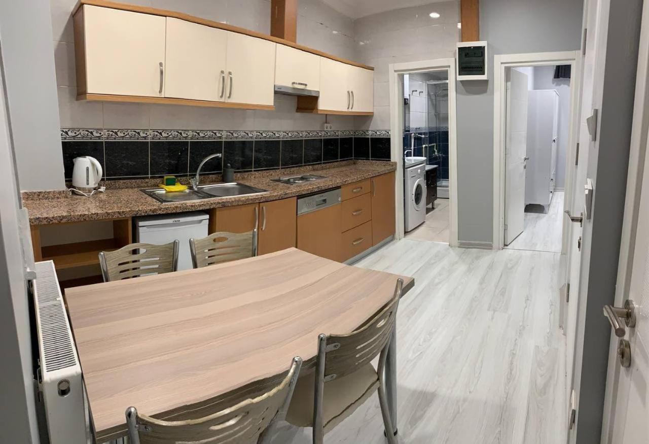The My House Apartment อิสตันบูล ภายนอก รูปภาพ
